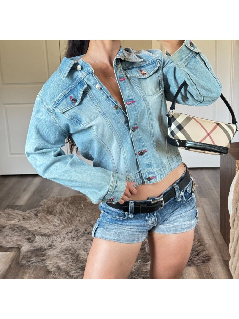 Vintage Y2K Xhilaration Light Wash Denim Trucker Jean Jacket Womens M Grunge